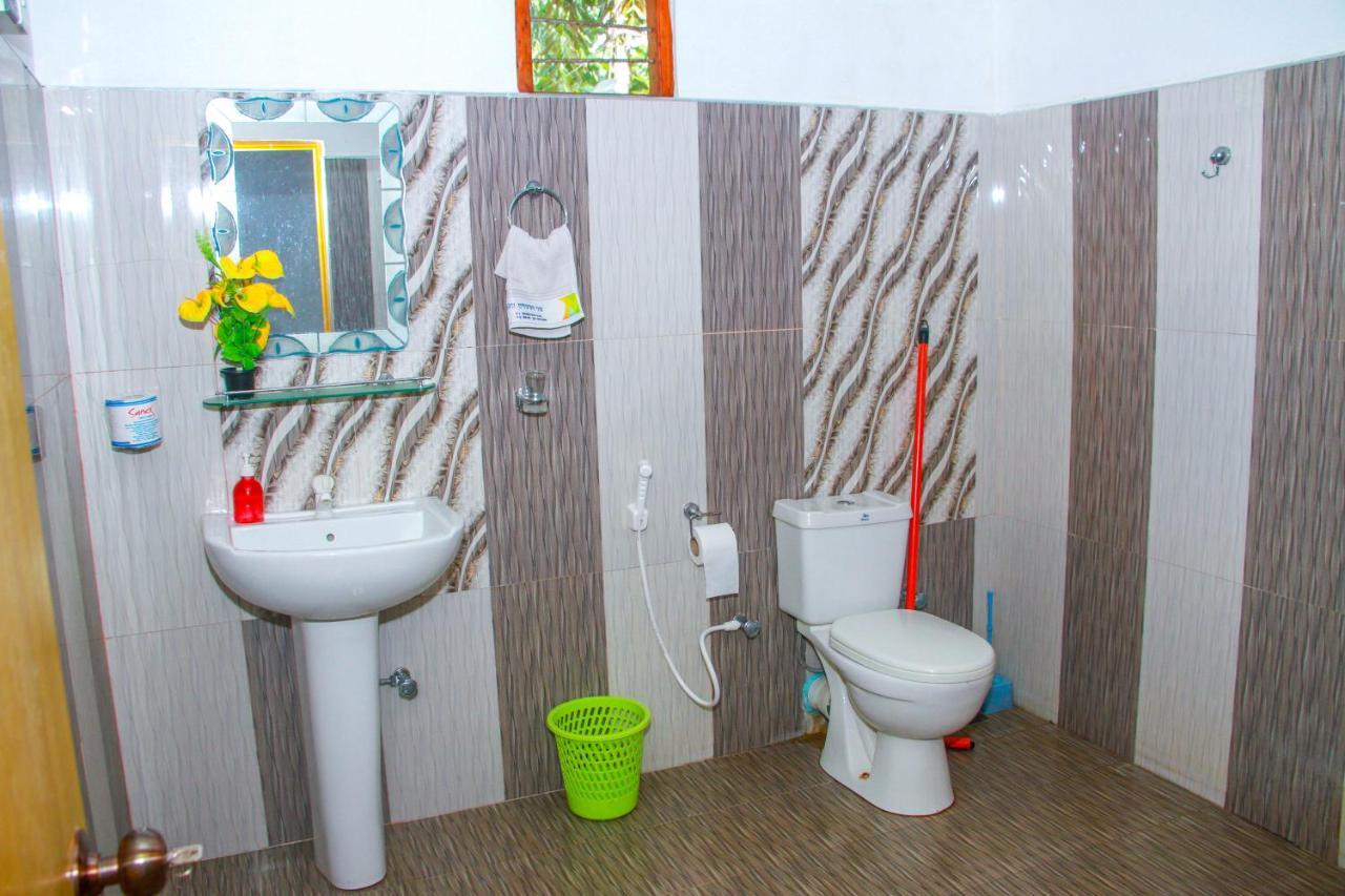 Sigiri Tarushan Home Stay Сигирия Экстерьер фото