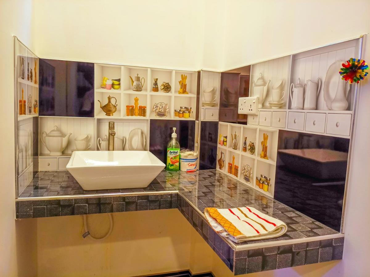 Sigiri Tarushan Home Stay Сигирия Экстерьер фото