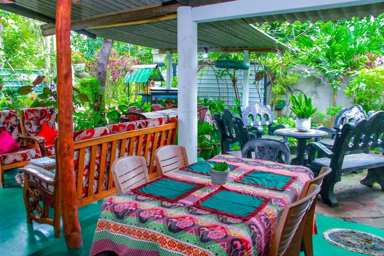 Sigiri Tarushan Home Stay Сигирия Экстерьер фото